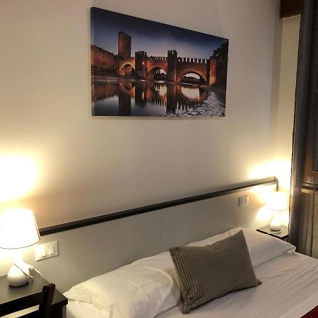 Hotel Arena Verona Luaran gambar