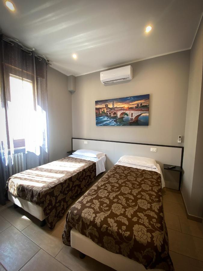 Hotel Arena Verona Luaran gambar